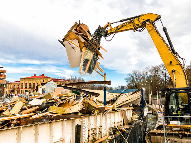 Best Basement Cleanout Services  in Lake Shore, UT